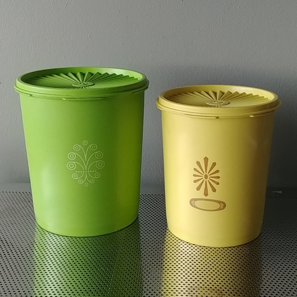 Tupperware Other - Vintage Tupperware containers